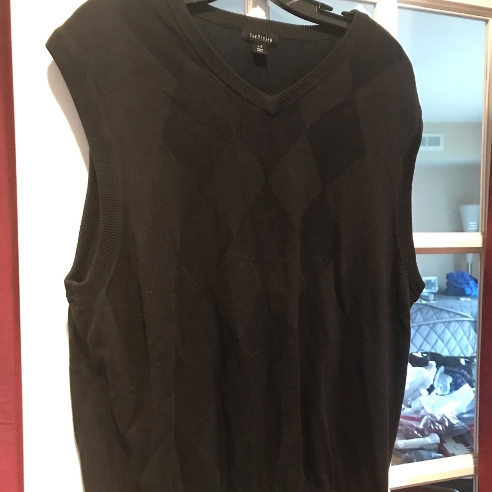 Van Heusen knit vest